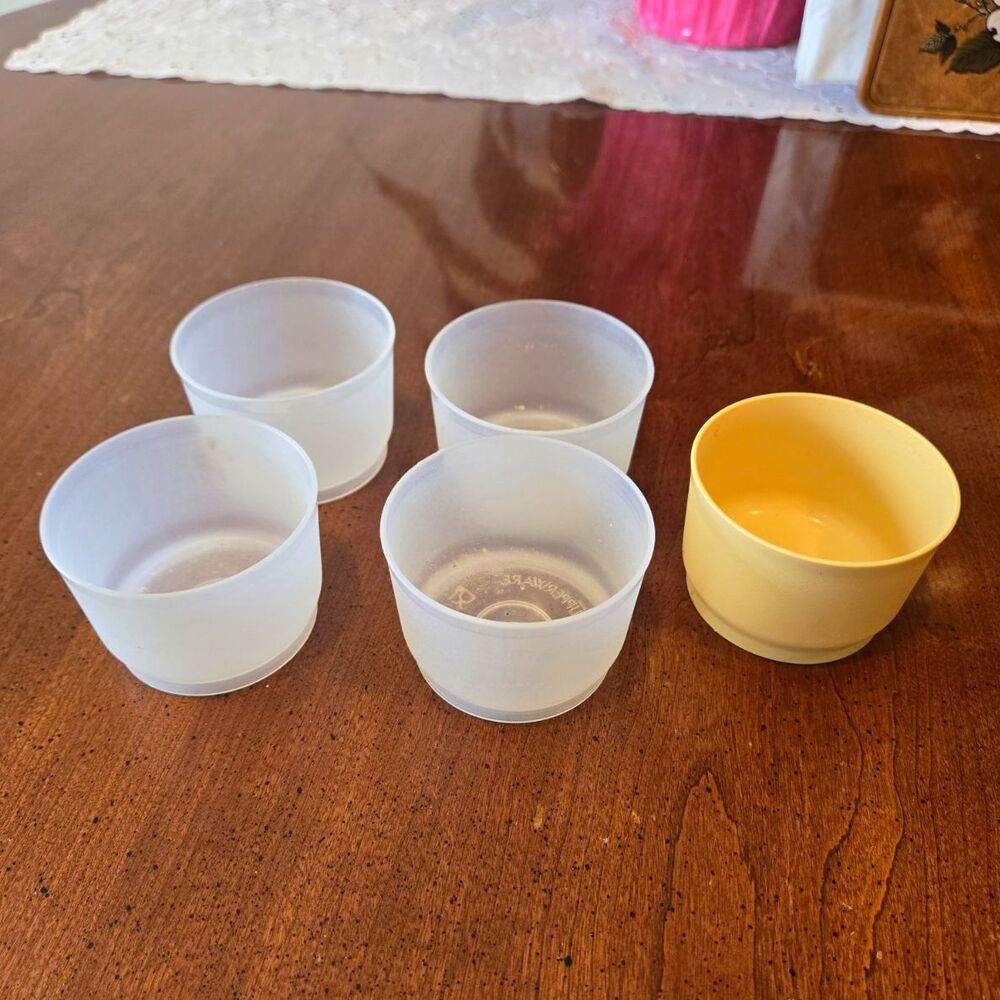 Vintage Tupperware Round Plastic Food Storage Container Set, 5pc 1 Cup